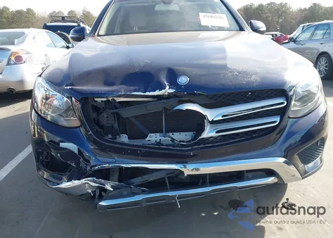 2017 Mercedes-Benz Glc 300 z USA, uszkodzony, nr VIN WDC0G4JBXHF132639